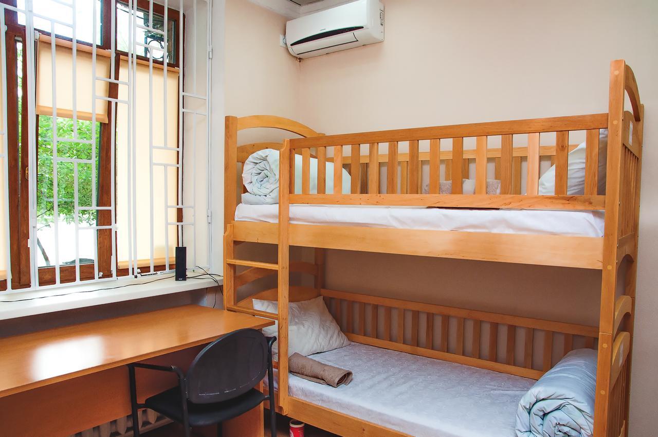 Globus Hostel Κίεβο Εξωτερικό φωτογραφία