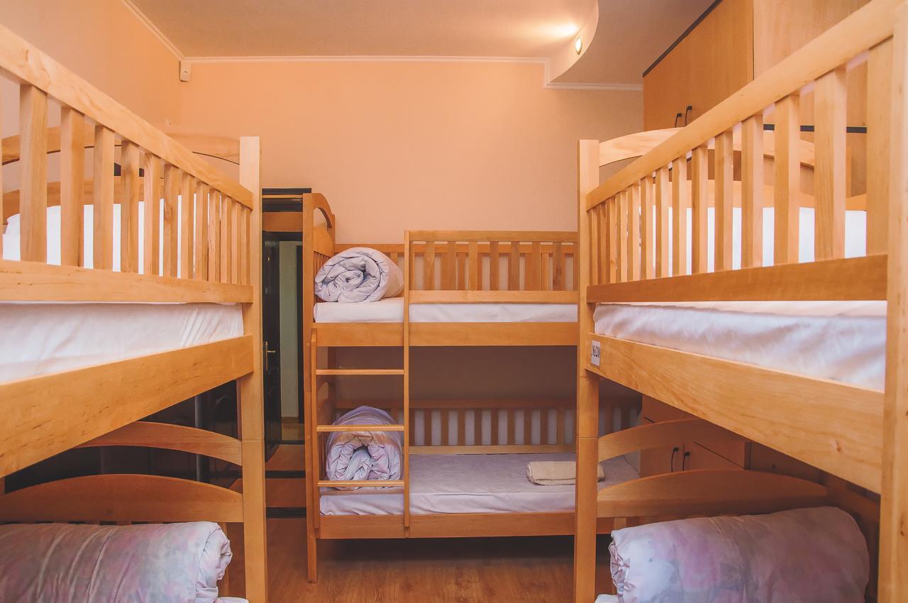 Globus Hostel Κίεβο Εξωτερικό φωτογραφία