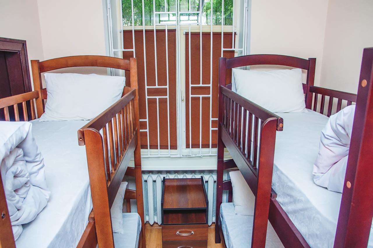 Globus Hostel Κίεβο Εξωτερικό φωτογραφία