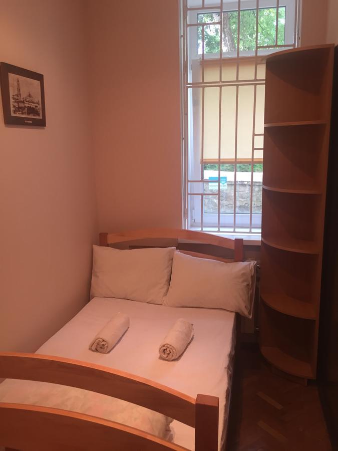 Globus Hostel Κίεβο Εξωτερικό φωτογραφία